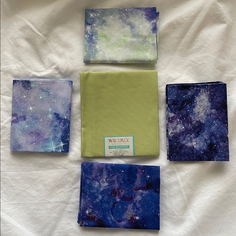 ✨$5 OFF BUNDLE✨ Cotton Fat Quarters Green Blue Purple Star Galaxy Print Quilting - Picture 2 of 12
